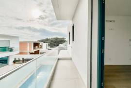 Moradia T3 em Murches com Garagem Box, Jardim e Piscina