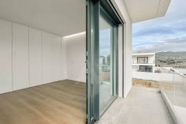 Moradia T3 em Murches com Garagem Box, Jardim e Piscina