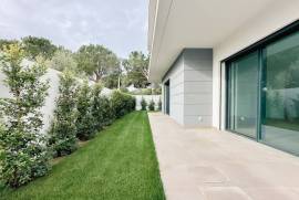 Moradia T3 em Murches com Garagem Box, Jardim e Piscina