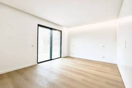 Moradia T3 em Murches com Garagem Box, Jardim e Piscina