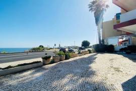 Loja com 250m2 e Vista Mar em São Pedro do Estoril