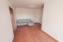 Apartamento T2 em Queluz com Varanda