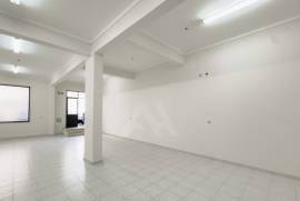 Loja Remodelada no Cacém