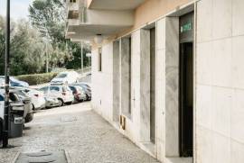 Loja Remodelada no Cacém