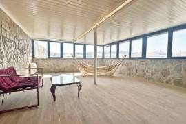 Moradia T3 em Alcabideche com Piscina e Vista para a Serra