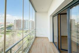 Apartamento T3 nas Colinas do Cruzeiro com Garagem