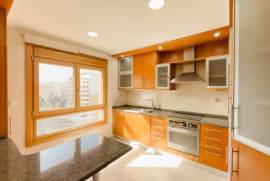 Apartamento T3 nas Colinas do Cruzeiro com Garagem