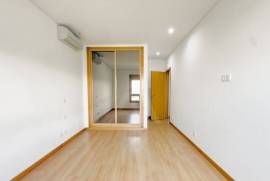 Apartamento T3 nas Colinas do Cruzeiro com Garagem