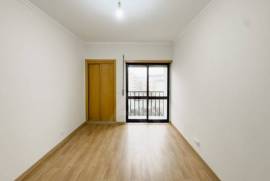 Apartamento T3 na Serra das Minas com Arrecadação