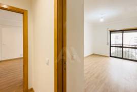 Apartamento T3 na Serra das Minas com Arrecadação