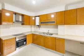 Apartamento T3 na Serra das Minas com Arrecadação