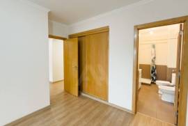 Apartamento T3 na Serra das Minas com Arrecadação