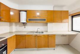 Apartamento T3 na Serra das Minas com Arrecadação