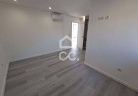 Completely renovated stone villa in Vila Chã de Sá