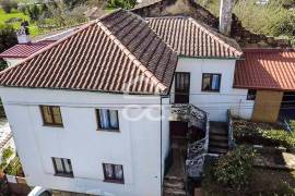 Building with 2 Independent Units in Abraveses Building with 2 Independent Units in Abraveses