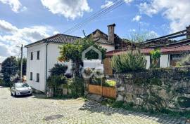 Building with 2 Independent Units in Abraveses Building with 2 Independent Units in Abraveses