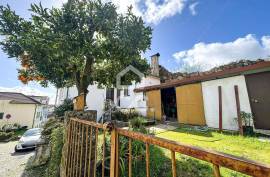 Building with 2 Independent Units in Abraveses Building with 2 Independent Units in Abraveses