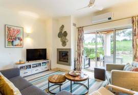 2-bedroom apartment overlooking the golf course of Vale da Pinta - Algarve