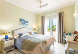 2-bedroom apartment overlooking the golf course of Vale da Pinta - Algarve