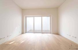 Lisbon Between Principe Real and Liberdade magnificent T1 completely renovated with garden