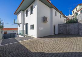 A Fully Renovated Home in the Heart of Santa Luzia, Funchal