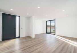 A Fully Renovated Home in the Heart of Santa Luzia, Funchal