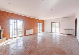 House with stunning views over the Tâmega River, located in Maureles, Marco de Canaveses House with stunning views over the Tâmega River, located in Maureles, Marco de Canaveses