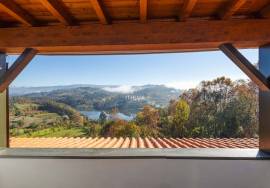 House with stunning views over the Tâmega River, located in Maureles, Marco de Canaveses House with stunning views over the Tâmega River, located in Maureles, Marco de Canaveses