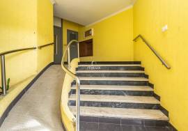 T2 with elevator next to Misericórdia T2 with elevator next to Misericórdia