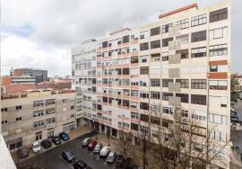 T2 with elevator next to Misericórdia T2 with elevator next to Misericórdia