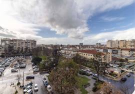 T2 with elevator next to Misericórdia T2 with elevator next to Misericórdia