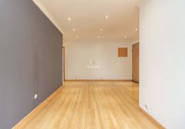 T2 with elevator next to Misericórdia T2 with elevator next to Misericórdia