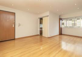 T2 with elevator next to Misericórdia T2 with elevator next to Misericórdia