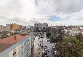 T2 with elevator next to Misericórdia T2 with elevator next to Misericórdia
