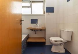 T2 with elevator next to Misericórdia T2 with elevator next to Misericórdia