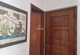 1 Bedroom Apartment in the Center of Sesimbra – Excellent Opportunity