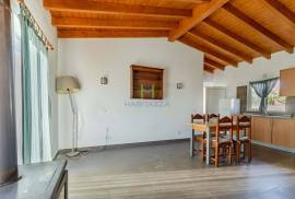 1 Bedroom Townhouse with Garden and Patio, in Budens, for Sale