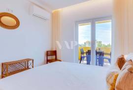 Renovated 2 Bedroom Apartment with Pool and AL License in Vilamoura