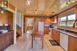 Stunning 5 Bed Beachfront Home For Sale In Beach Point Canada