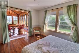 Stunning 5 Bed Beachfront Home For Sale In Beach Point Canada