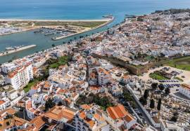 Project for five townhouses in Lagos