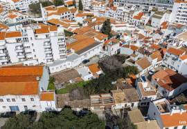 Project for five townhouses in Lagos