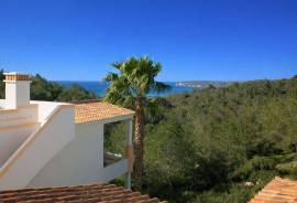 2 Bedroom House in The View, Salema For Sale