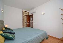 Spacious apartment |Pool | Parking | Renovated
