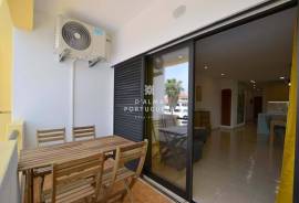 Spacious apartment |Pool | Parking | Renovated