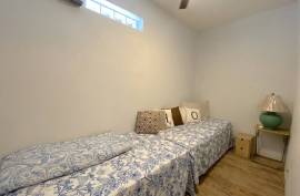 RH-138 Stylish 2 bed Townhouse with Office, Mount Healthy