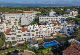 Lovely 2 Bedroom Apartment in Vilamoura | Near Marina & Golf