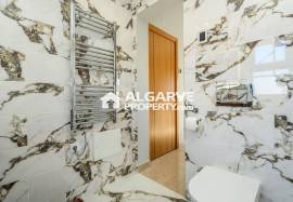 Charming 3-bedroom villa, completely renovated, next to the Pinhal golf course in Vilamoura.