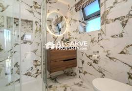 Charming 3-bedroom villa, completely renovated, next to the Pinhal golf course in Vilamoura.