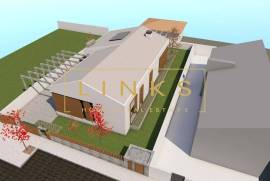 Urban Land with Project – The Heart of Porto Santo at Your Doorstep